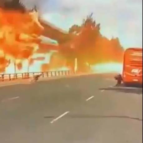 Revelan nuevo video de la explosión de pipa de gas / Captura de pantalla