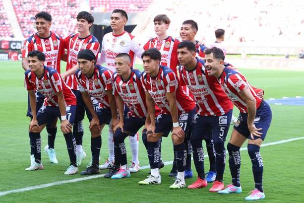 Chivas llega con ganas de revancha al Clásico Nacional