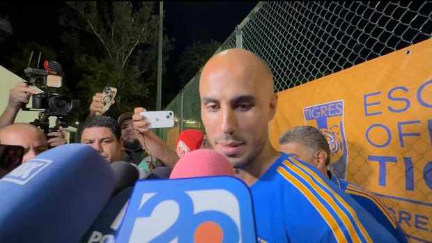 Guido Pizarro no descartó al neerlandés (mediotiempo)