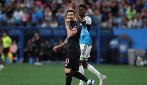 Messi buscó anotar un penal a lo 'Panenka' (AFP)