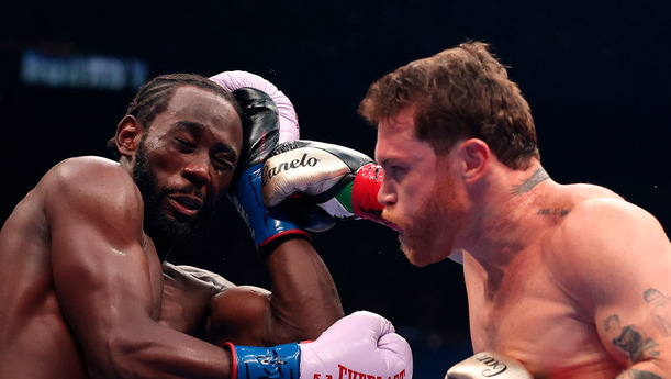Canelo Álvarez no pudo ante Crawford. (Foto: AFP)