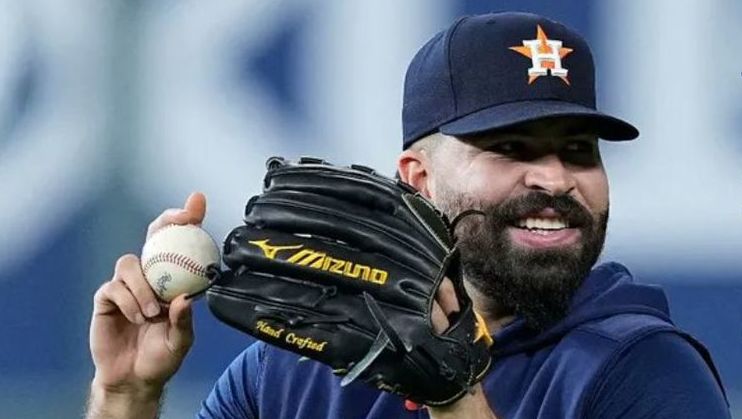 José Urquidy se muda a Detroit Tigers en la MLB para la temporada 2025