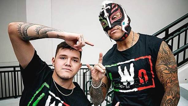 Rey Mysterio tuvo dos hijos para alargar el legado luchístico en la familia (Ig 619iamlucha)