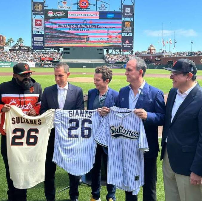 Sultanes y Giants presentan juegos de exhibición (Aarón Hernández)