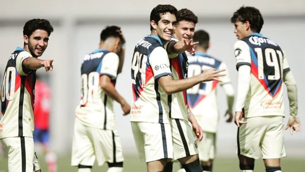 Miguel Leyva, en su paso por las fuerzas básicas de América (@miguelleyvaa_)