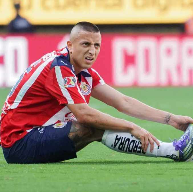 Roberto Alvarado no se alcanzó a recuperar (Imago7)