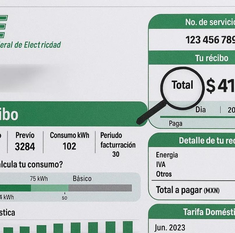 Trámite para cambiar el titular del recibo de luz CFE: guía completa. Foto: MediotiempoIA