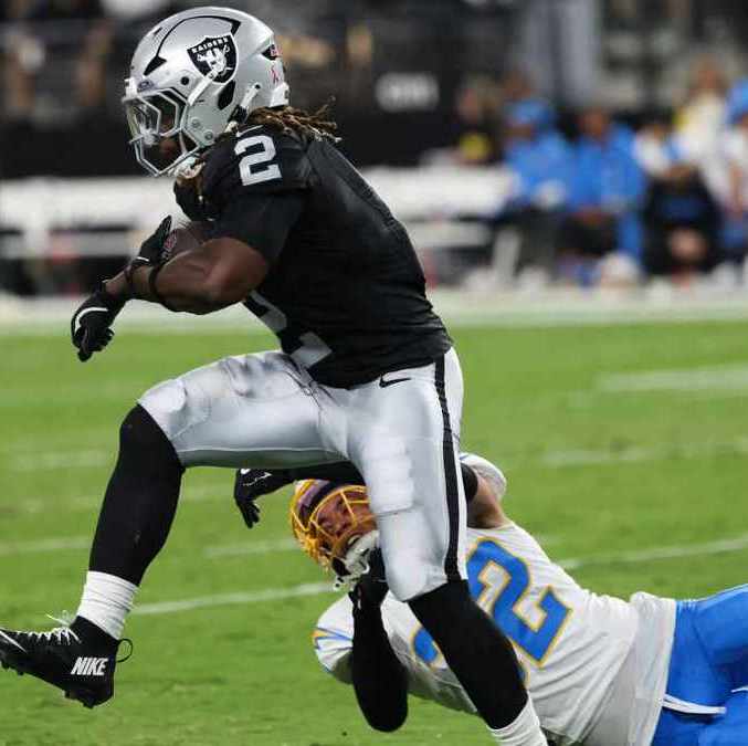 Ashton Jeanty espera mejorar su rendimiento con el paso de partidos (Reuters)