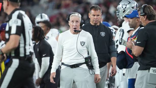Pete Carroll, una de las esperanzas de Raiders en la temporada (Reuters)