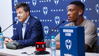 Noriega en la presentación de Martial. (Foto: Imago7)