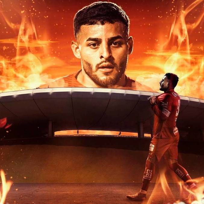Alexis Vega presume título de la Liga MX en el Akron