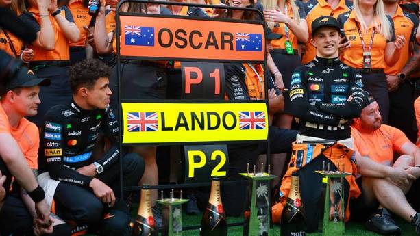 Piastri y Norris dominan con McLaren (AFP)