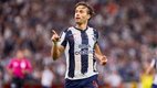 Sergio Canales tiene buen ritmo goleador en el AP2025 (Mexsport)