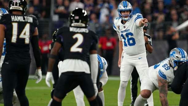 Ravens y Lions comenzaron agresivos el partido (Reuters)
