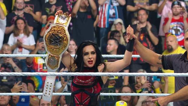 Stephanie Vaquer es la nueva campeona mundial de WWE (Captura)