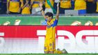 Diego Lainez definió el juego en el Volcán (Imago7)