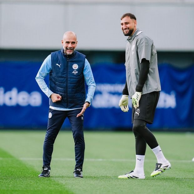 Donnarumma, aquero del Manchester City que recientemente gano el premio de mejor arquero por France Football durante la gala del balón de oro. Foto: @