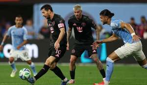 Leo Messi sigue regalando magia (AFP)