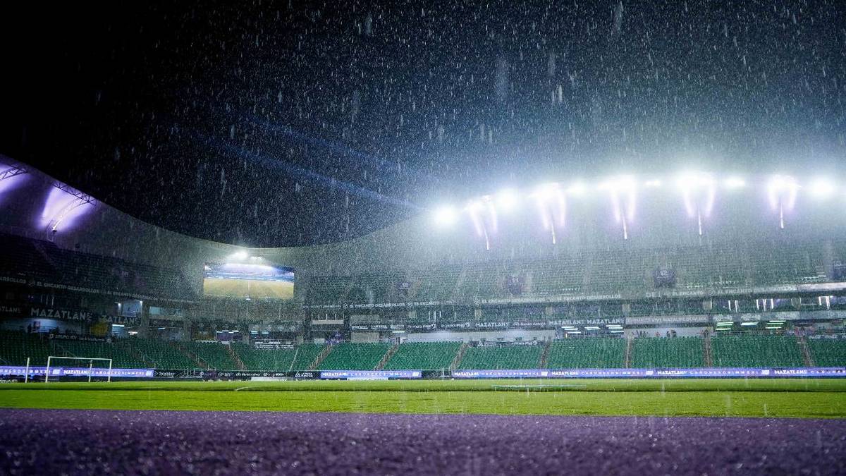 Mazatlán vs Pumas Femenil reprogramado por tormenta eléctrica / X: Liga BBVA Femenil