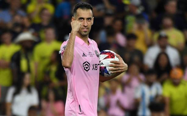 Sergio Busquets no falló en la tanda de los penales (Foto: Reuters)
