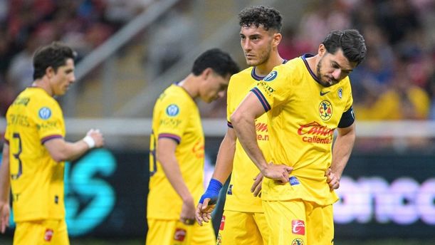 Henry Martín y Cáceres no podrán jugar este miércoles. (Foto: Mexsport)