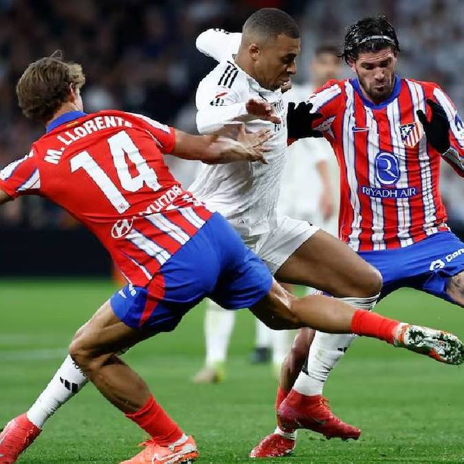 Los mejores momios del Atlético de Madrid vs Real Madrid / Reuters