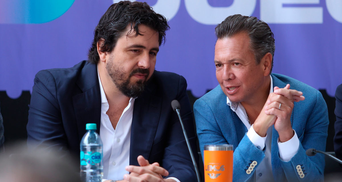 Pablo Lemus en compañía de Amaury Vergara. (Foto: Imago7)