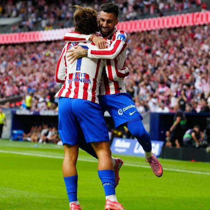 Atlético de Madrid celebra uno de sus goles en el derbi (EFE)