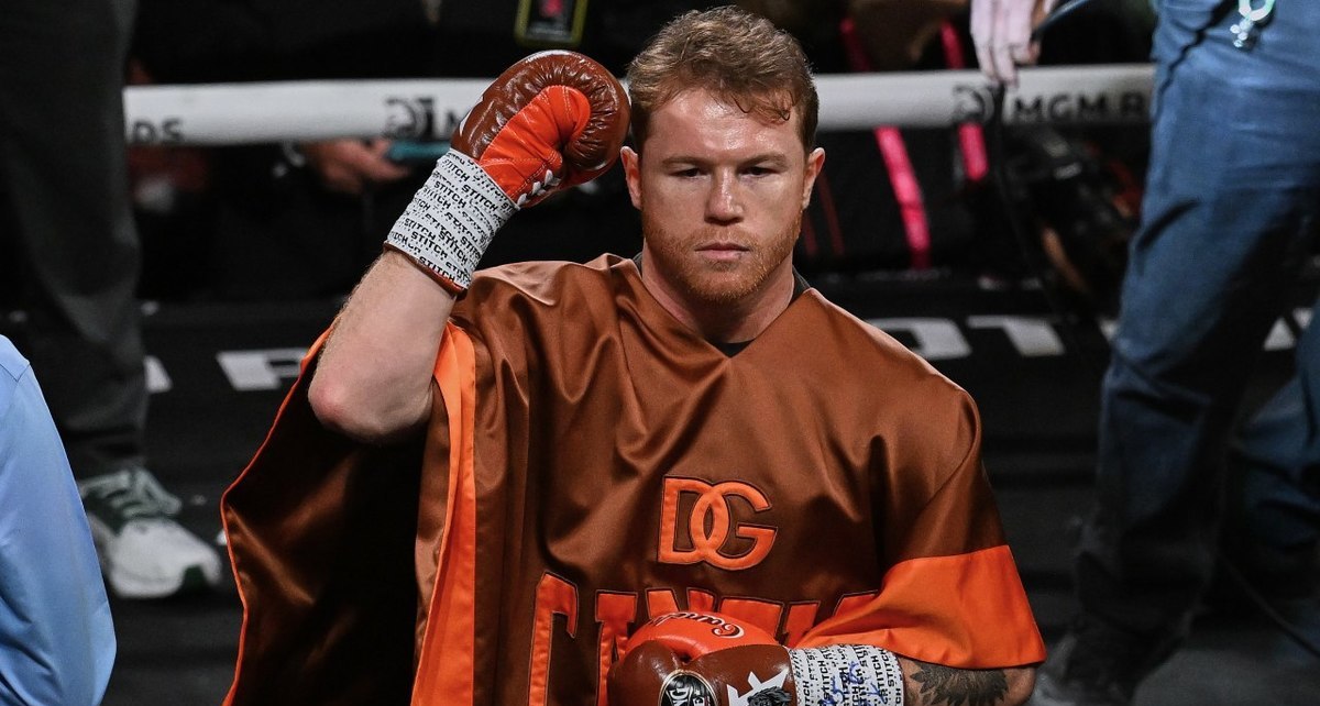 Canelo Álvarez sufrió una dura derrota ante Terence Crawford (Mexsport)