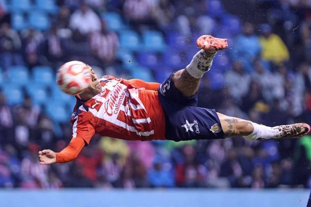 Cotorro González marcó uno de los mejores goles del torneo / Mexsport
