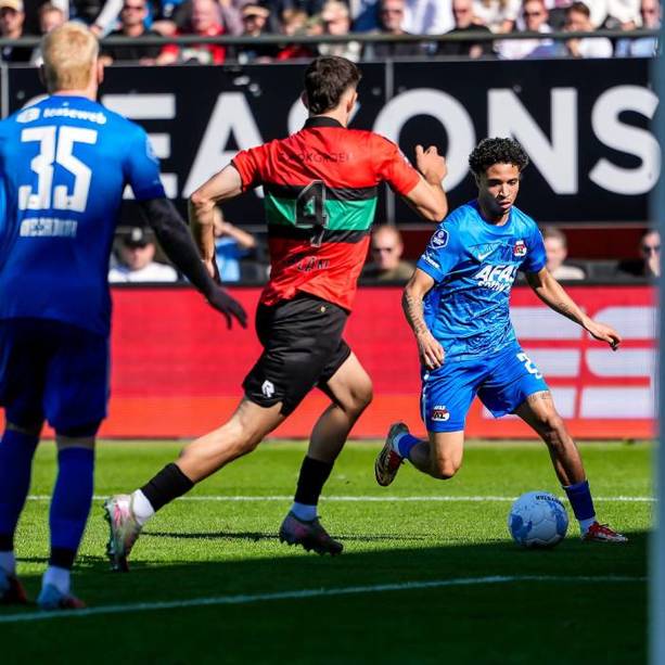 AZ no pudo descifrar al NEC (@Azalkmaar)