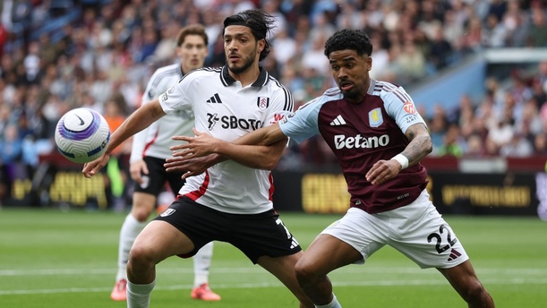 Raúl Jiménez jugó todo el duelo ante Aston Villa (Reuters)