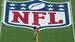 Logo de la NFL en el terreno de juego (Reuters)