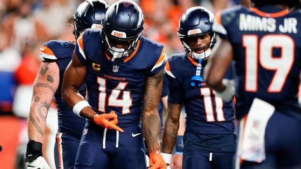 Los Broncos se adueñaron del partido con rapidez (Reuters)