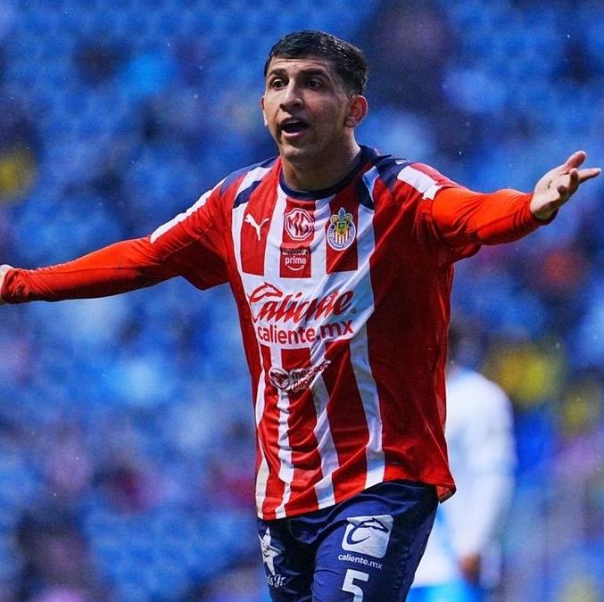 Bryan González anotó un golazo ante Puebla (Imago7)