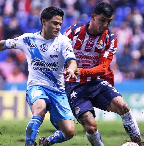 Chivas se impone de visita a Puebla en el Cuauhtémoc / Mexsport