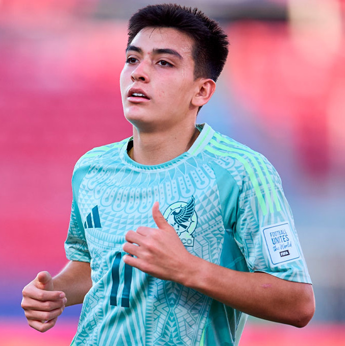 Gilberto Mora se destapó con doblete ante España. (Foto: Mexsport)