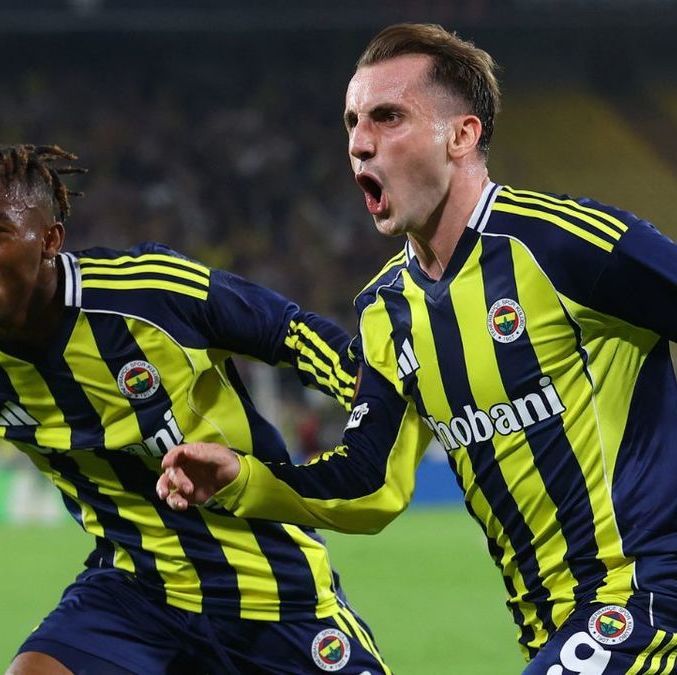 Kerem Aktürkoğlu fue el jugador del partido para el Fenerbahce (Reuters)