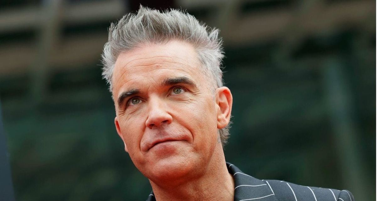 Robbie Williams reveló en entrevista que padece varios trastornos neurológicos desde hace más de 10 años. Foto: Especial
