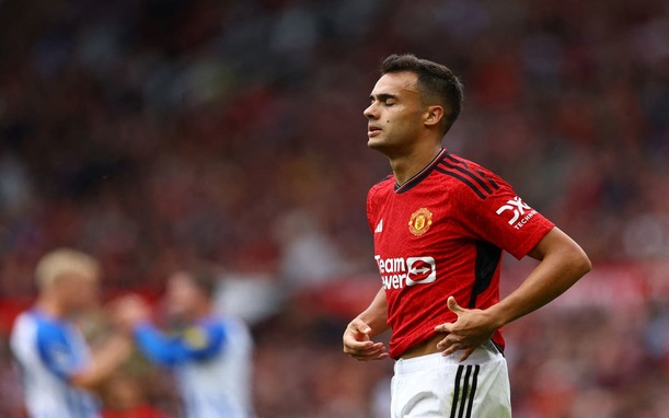 Reguilón deja Old Trafford. (Reuters)
