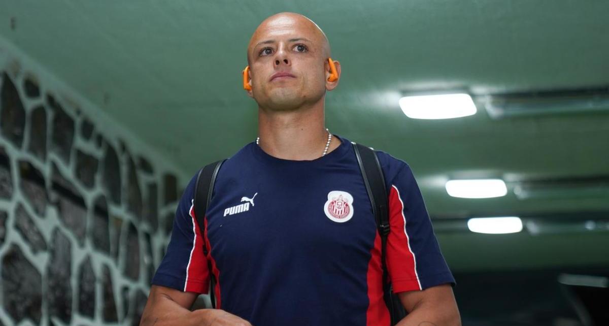 Chicharito Hernández viaja a la CDMX para duelo ante Pumas (Imago7)