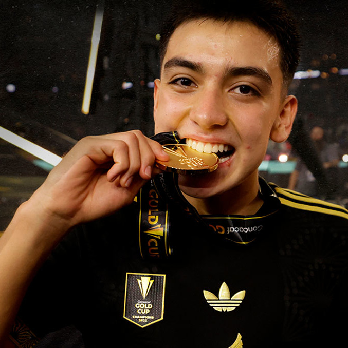 Gilberto Mora podría jugar 3 mundiales en 10 meses. (Foto: X @miseleccion)