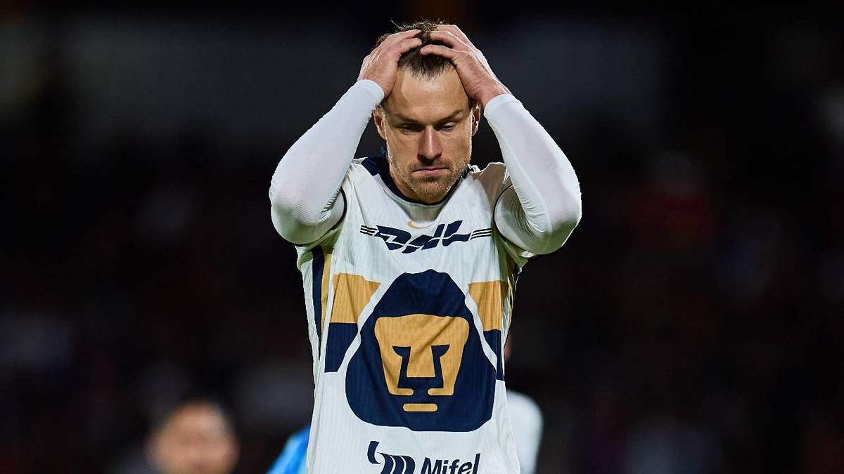Aaron Ramsey no fue convocado para el Pumas vs Chivas / Mexsport