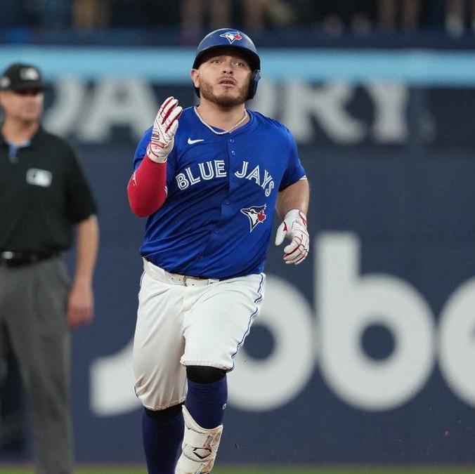 Alejandro Kirk hizo historia con Toronto Blue Jays (Reuters)