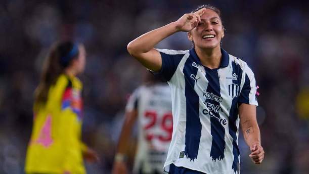 Daniela Monroy hizo el primer gol de las Rayadas ante América (Mexsport)