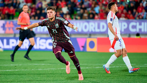 Tahiel Jiménez puso el primero para México ante Chile. (Foto: Mexsport)