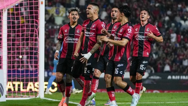 Atlas le dio la vuelta al Juárez en pocos minutos (Imago7)
