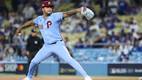 Dodgers caen ante Phillies y extienden al juego 4 / Reuters