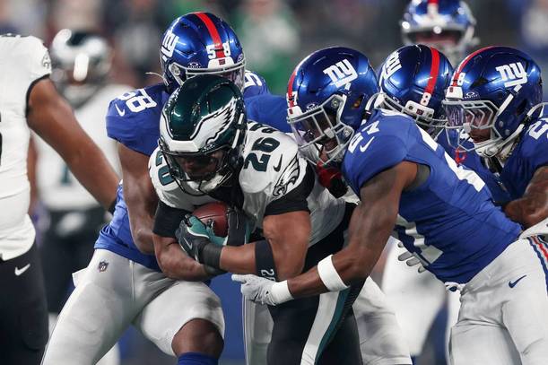 Top Giants vs Eagles