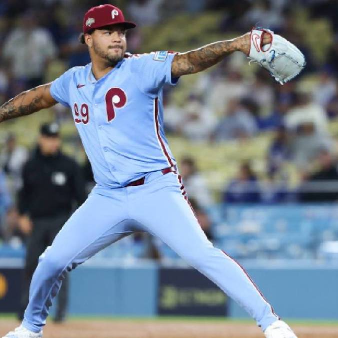 Dodgers caen ante Phillies y extienden al juego 4 / Reuters